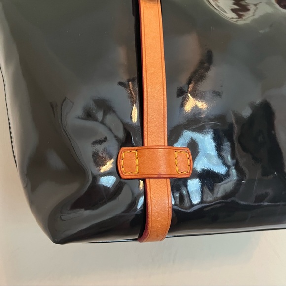 Vintage Dooney & Bourke black patent leather tote handbag - Picture 13 of 14